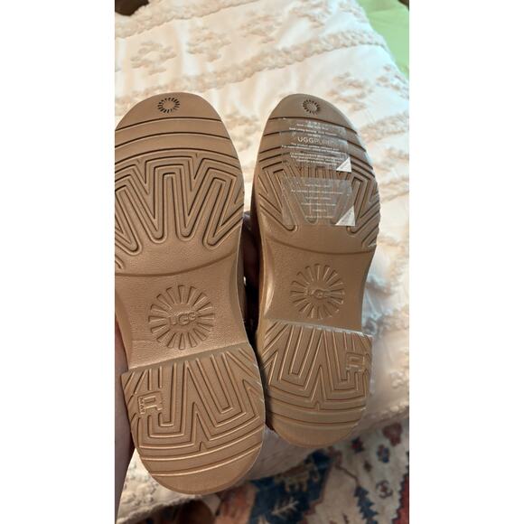 UGG Cedric Short Chesnut Boots Size 6 Suede Buckle Convertible Moto Sheepskin - Picture 4 of 5